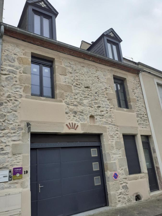 Montluçon Charmes En Ville Le Charme Atypique מראה חיצוני תמונה
