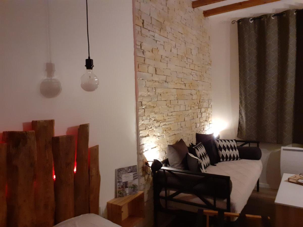 Montluçon Charmes En Ville Le Charme Atypique מראה חיצוני תמונה